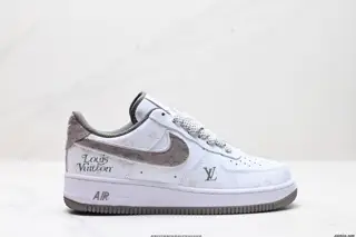 NIKE AlR FORCE 1’07 LV8 Sneakers DR9868-500