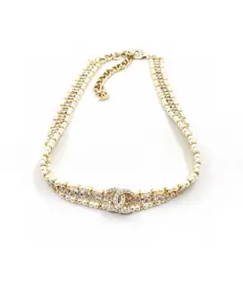 Chanel pearl necklace