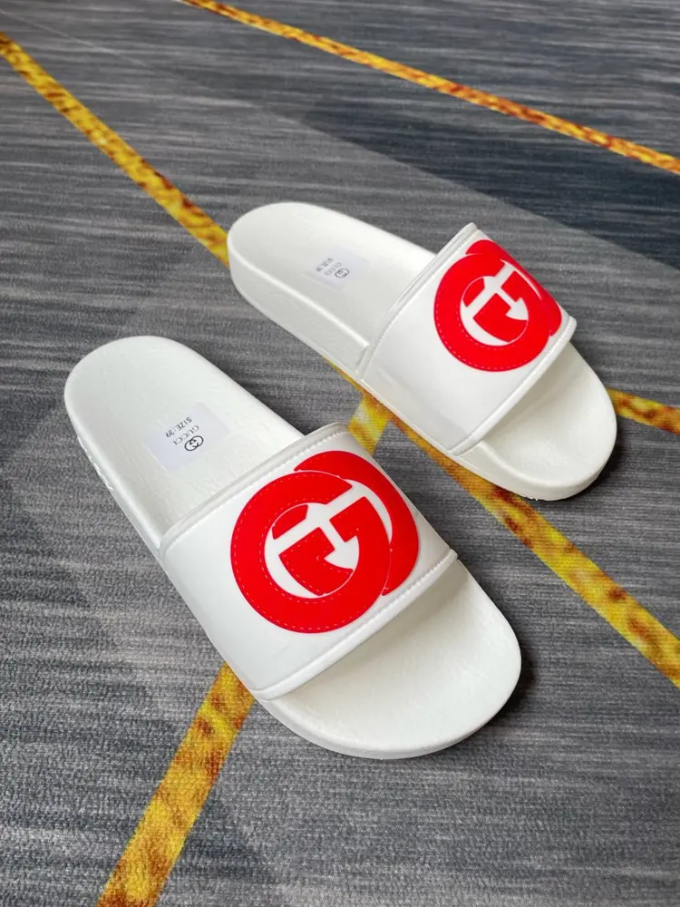 Gucci couple flip flops
