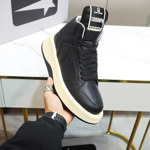 Converse new couple sneakers