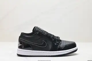 Nike Air Jordan 1 Low Sneakers DD1650-001