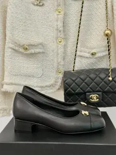 Chanel Double C thick heel shoes