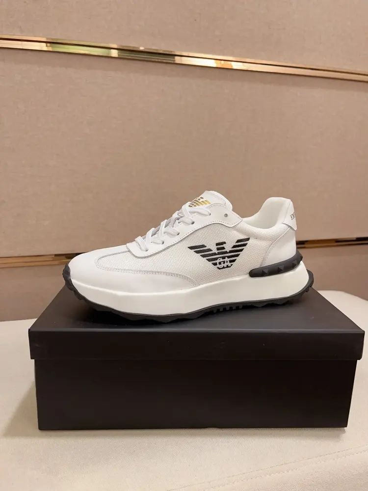 Armani EXCHANGE fashionable casual men’s shoes