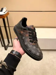 Louis Vuitton men’s casual shoes