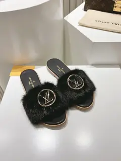 Louis Vuitton full leather flat open toe sandals