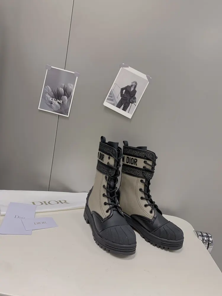 Dior embroidered shell toe thick-soled mid-boots