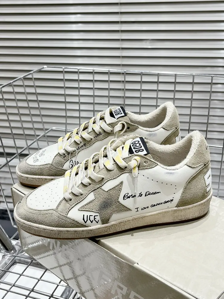 Golden Goose Deluxe Brand. Graffiti printed dirty shoes