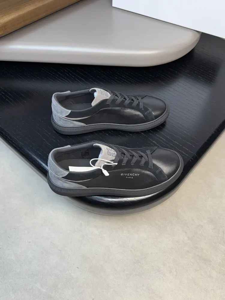 Givenchy casual sneakers