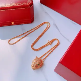 Cartier necklace leopard necklace shipped Classic aristocratic style