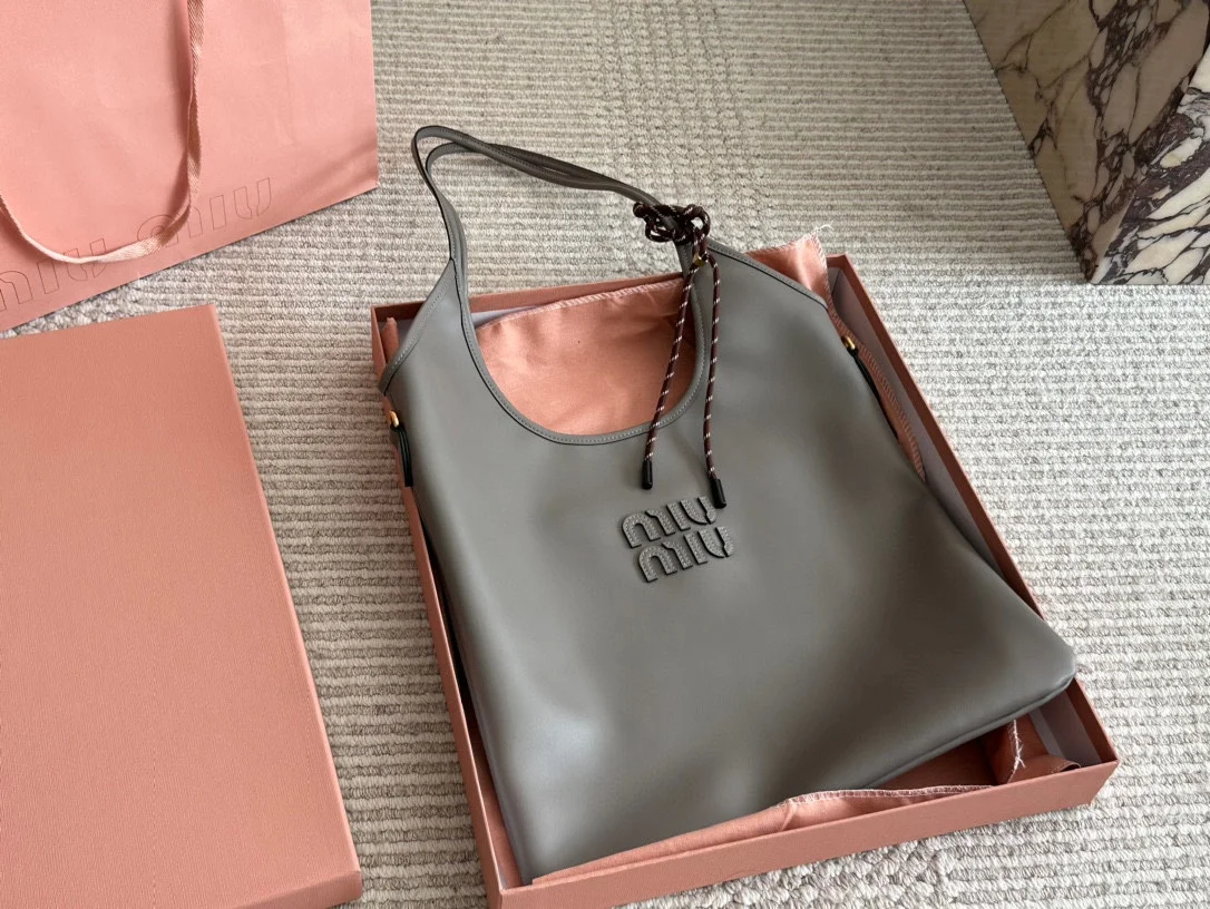 MiuMiu Tote