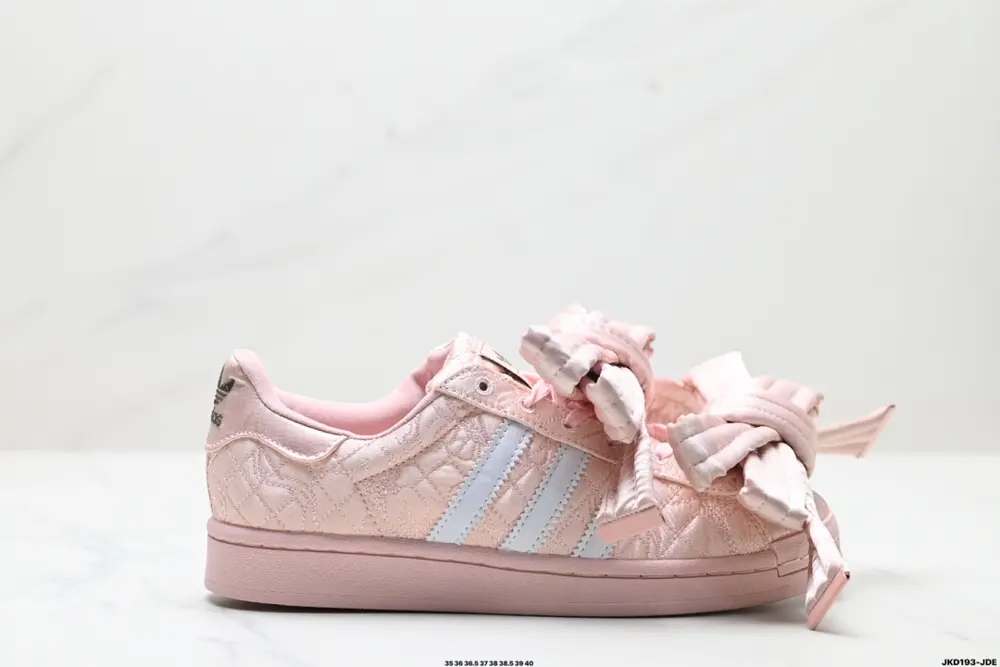 Adidas Caroline Hu x Adidas originals Superstar W trendy JQ8737