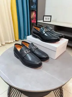 Dior high-end leather shoes