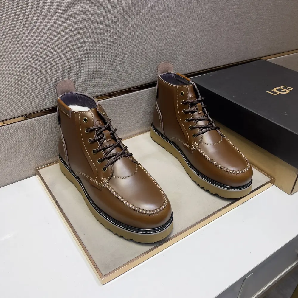 UGG men’s casual snow boots
