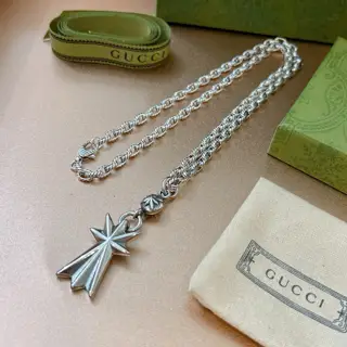 GucciThe latest Gucci necklace with a higher grade chain