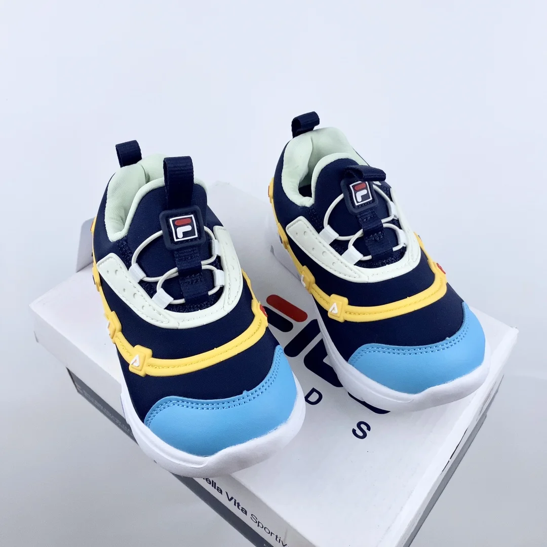 Fila caterpillar slip-on children’s shoes are light and comfortable. The slip-on design is