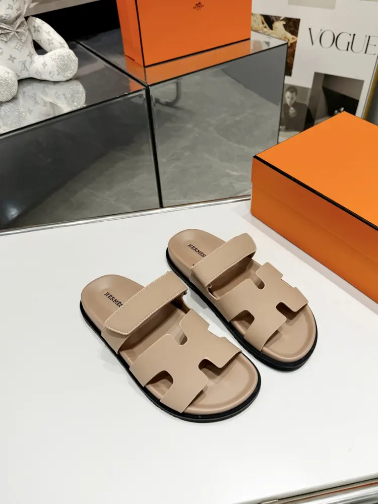 HERMES Chypre Sandals