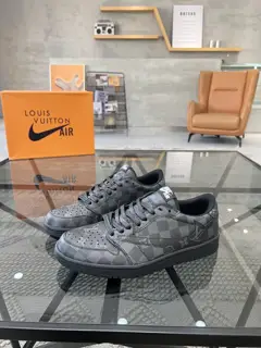 Louis Vuitton co-branded sports shoes