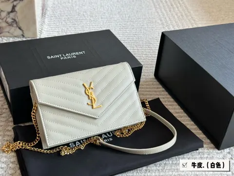 Yves Saint Laurent Bag