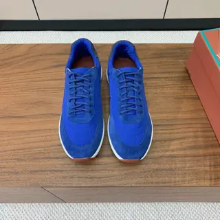 Loro piana casual sneakers. Simple and stylish