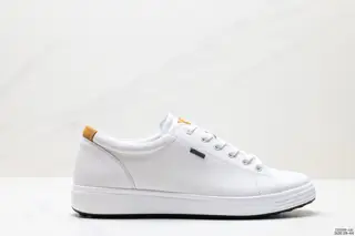 ECCO/ECCO sports running shoes/casual shoes The overall upper has clear and neat lines. It