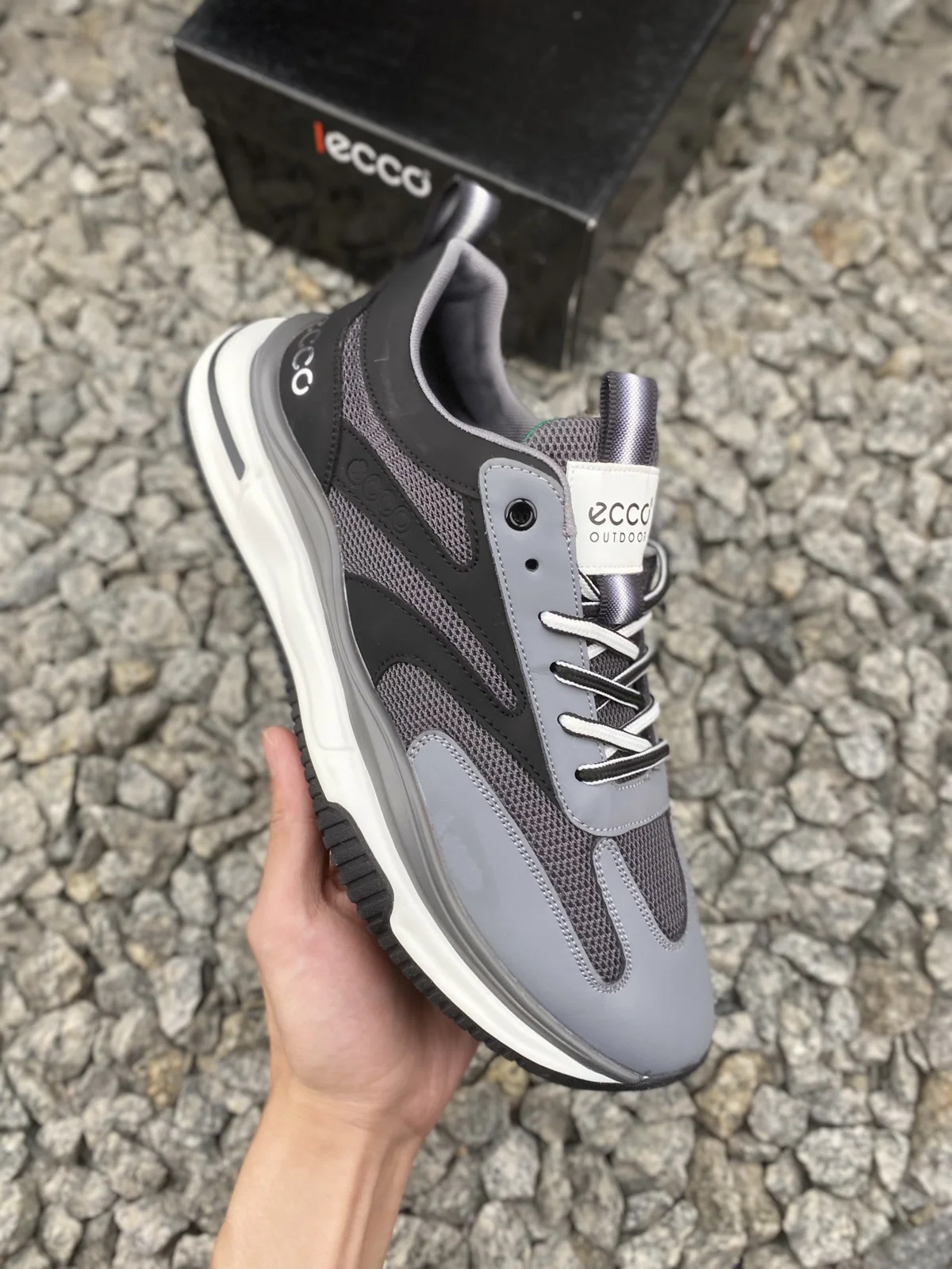 ECCO new versatile casual style