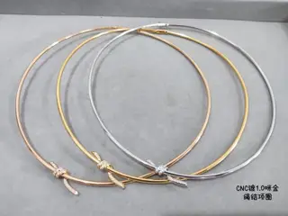 Tiffany large knotted collar