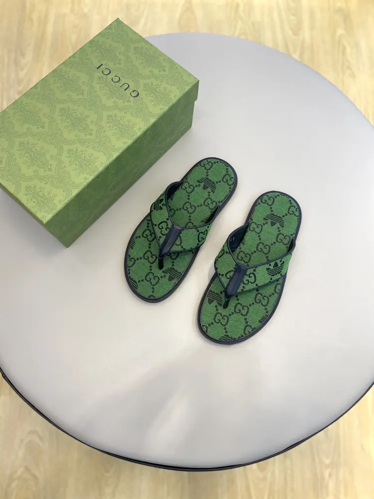 Gucci high-end men’s summer slippers