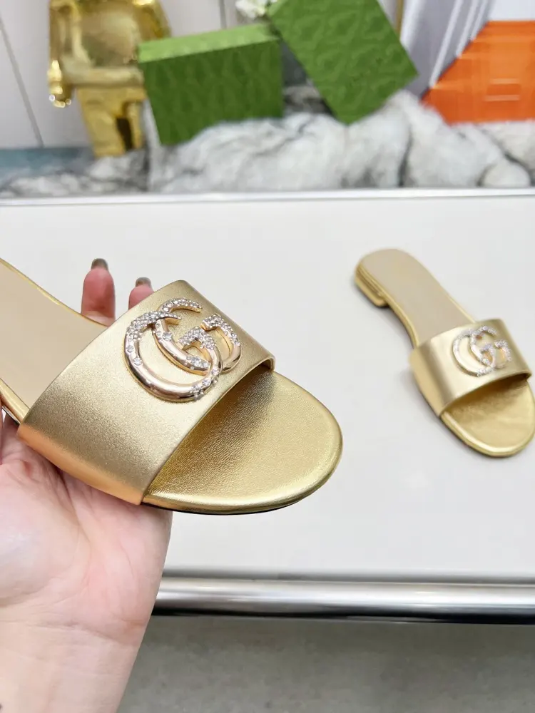 Gucci 2025 Spring/Summer new double G buckle round toe flat thick heel slippers