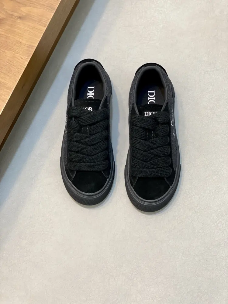 DIOR B33 series casual sports shoes skateboard shoes. Original purchase development and
