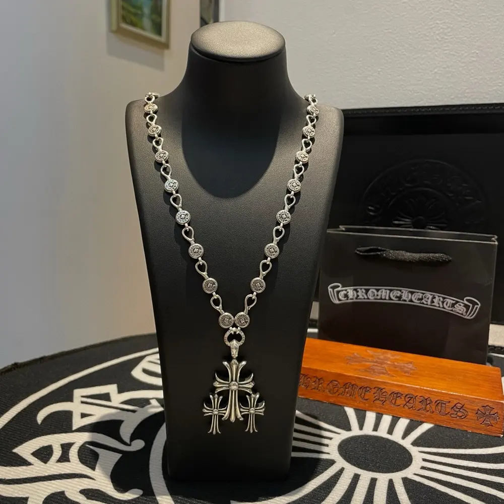 Chrome Hearts Classic Vintage Necklace Thirty Cross Pendant