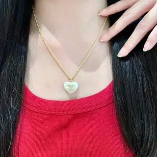 Chanel vintage necklace