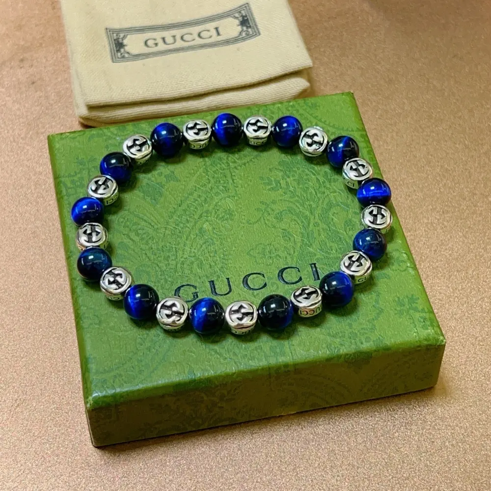 Gucci Bracelet for men and women. The latest blue tiger eye stone bracelet is of a higher