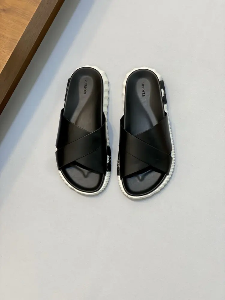 Hermès slippers