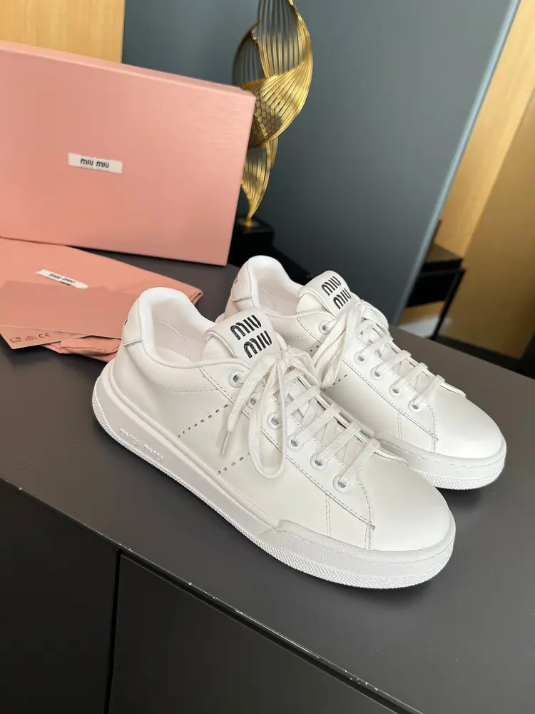 Miu Miu Miu 2024 new casual white shoes