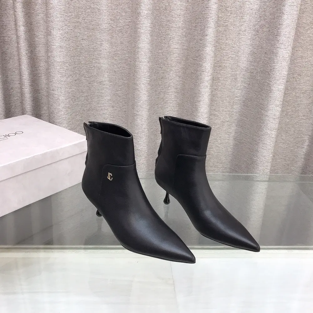 Jimmy Choo| 2024 ss Latest pointed shoes + short boots The upper strap design is very