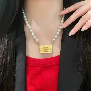 Chanel vintage double C necklace