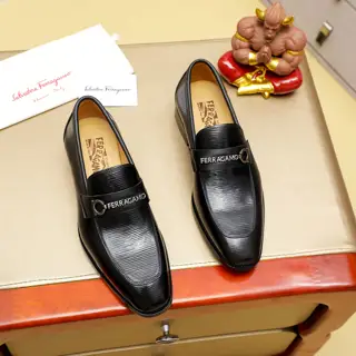 Salvatore Ferragamo Ferragamo hot-selling fashion leather shoes Official counter 1:1
