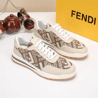 Fendi casual sneakers