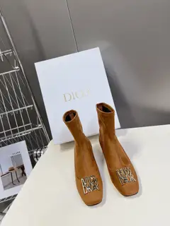 Dior 2024 autumn and winter new Icon series knight women’s boots celebrity style CD letter