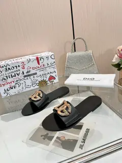 Dolce & Gabbana slippers