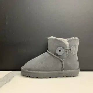 UGG mahogany buckle children’s snow boots