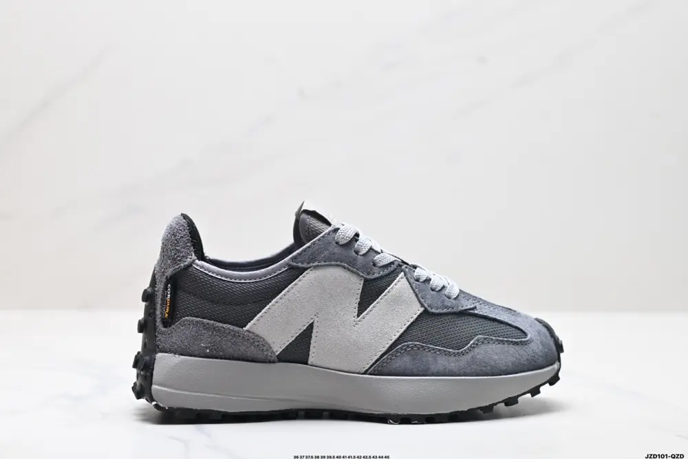 New Balance New Balance 2002R Retro Item Shoes ML2002RA