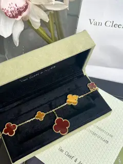 Van Cleef & Arpels Magic Alhambra irregular five-flower bracelet