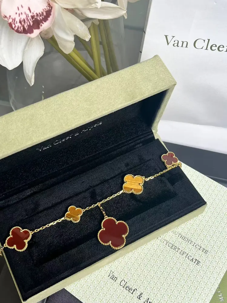 Van Cleef & Arpels Magic Alhambra irregular five-flower bracelet