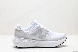 New Balance W880 series retro dad style casual sports jogging shoes The 880 series is New M880W015