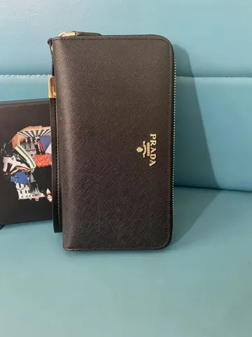 prada Clutch