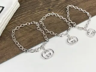 GUCCi Double G Bracelet Replica of the same style as the counter~Fashionable