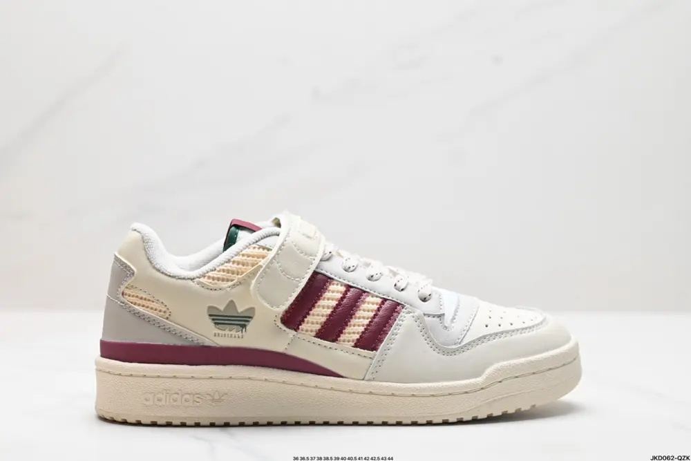 Adidas Forum 84 Low-top versatile trendy casual sports shoes. Based on the appearance of HO3689