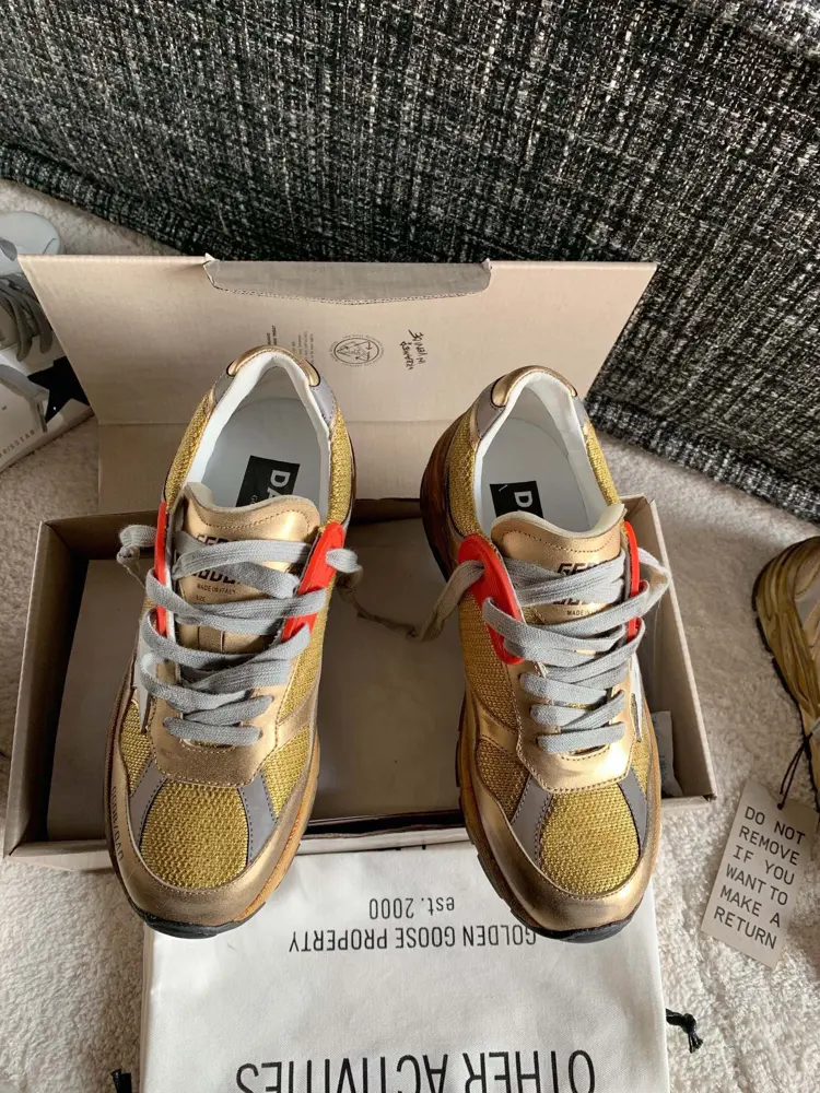 Golden Goose DAD STAR Shoes
