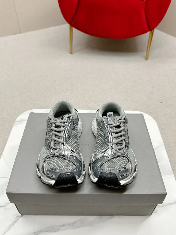 Pure original version of Balenciaga Stapler